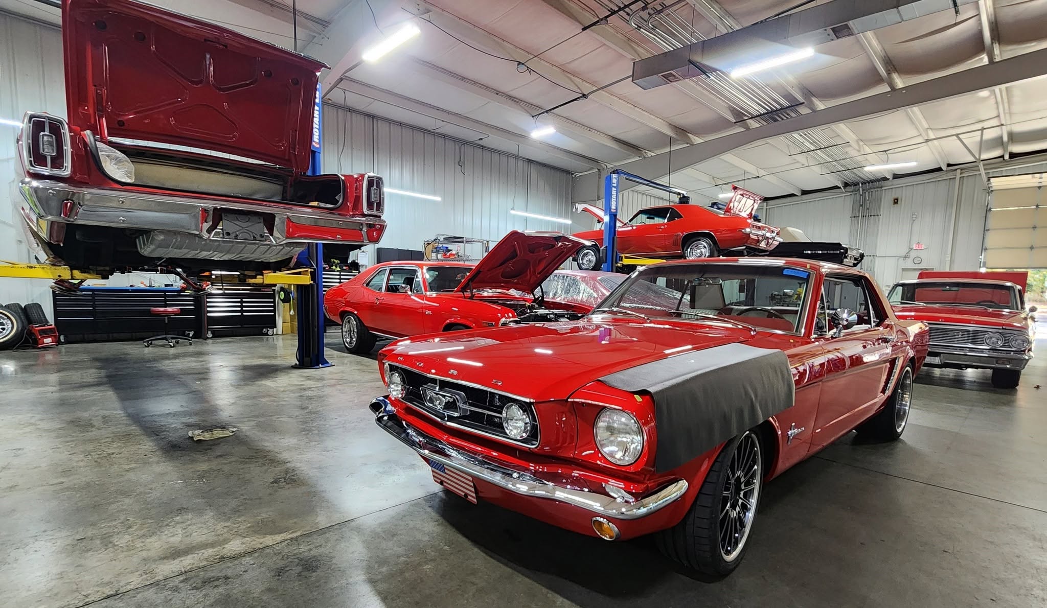 Mustang Custom car builder